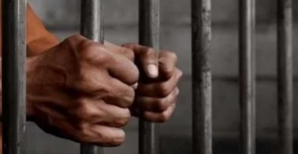 ضبط عاطل وبحوزته عدد من المواد المخدرة في الشرقية