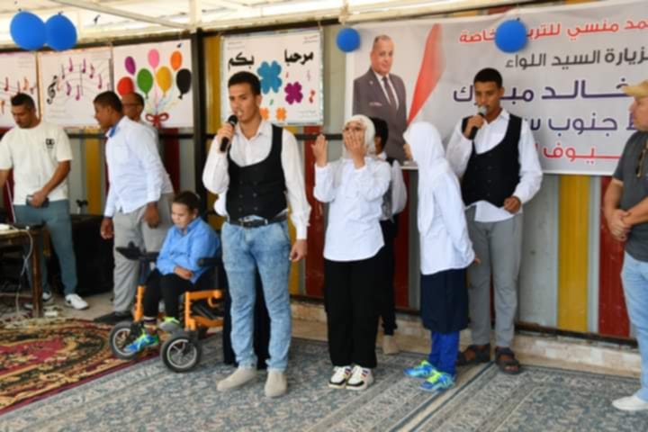 بالصور محافظ جنوب سيناء يتفقد مدرسة الشهيد أحمد منسي للتربية الخاصة بطور سيناء 