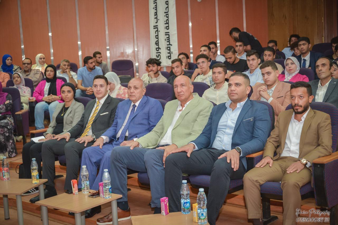 حزب الشعب الجمهوري بالشرقية ينظم لقاءً حواريا حول دور الشباب فى المشاركة المجتمعية وبناء الوطن