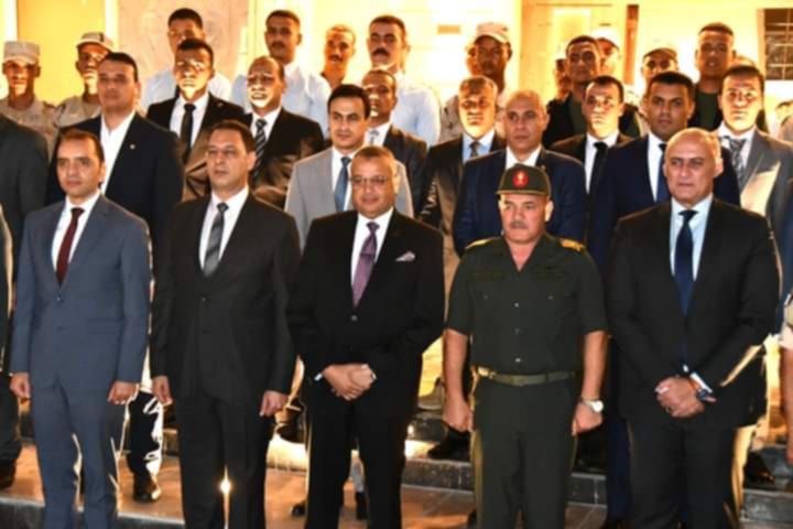 بالصور محافظ جنوب سيناء يشارك في احتفالية الذكرى 51 لنصر أكتوبر بطور سيناء ويكرم المجاهدين