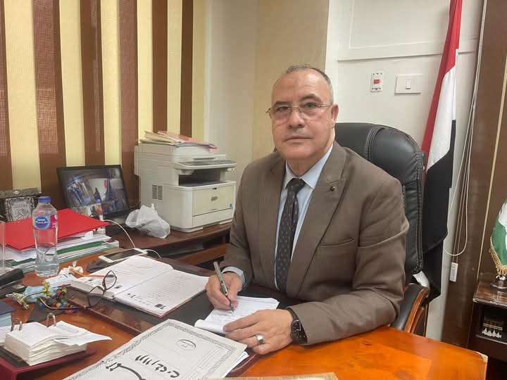 ضبط 12 طن و 300 كيلو مواد غذائية واسمدة واعلاف مجهولة المصدر بلبيس