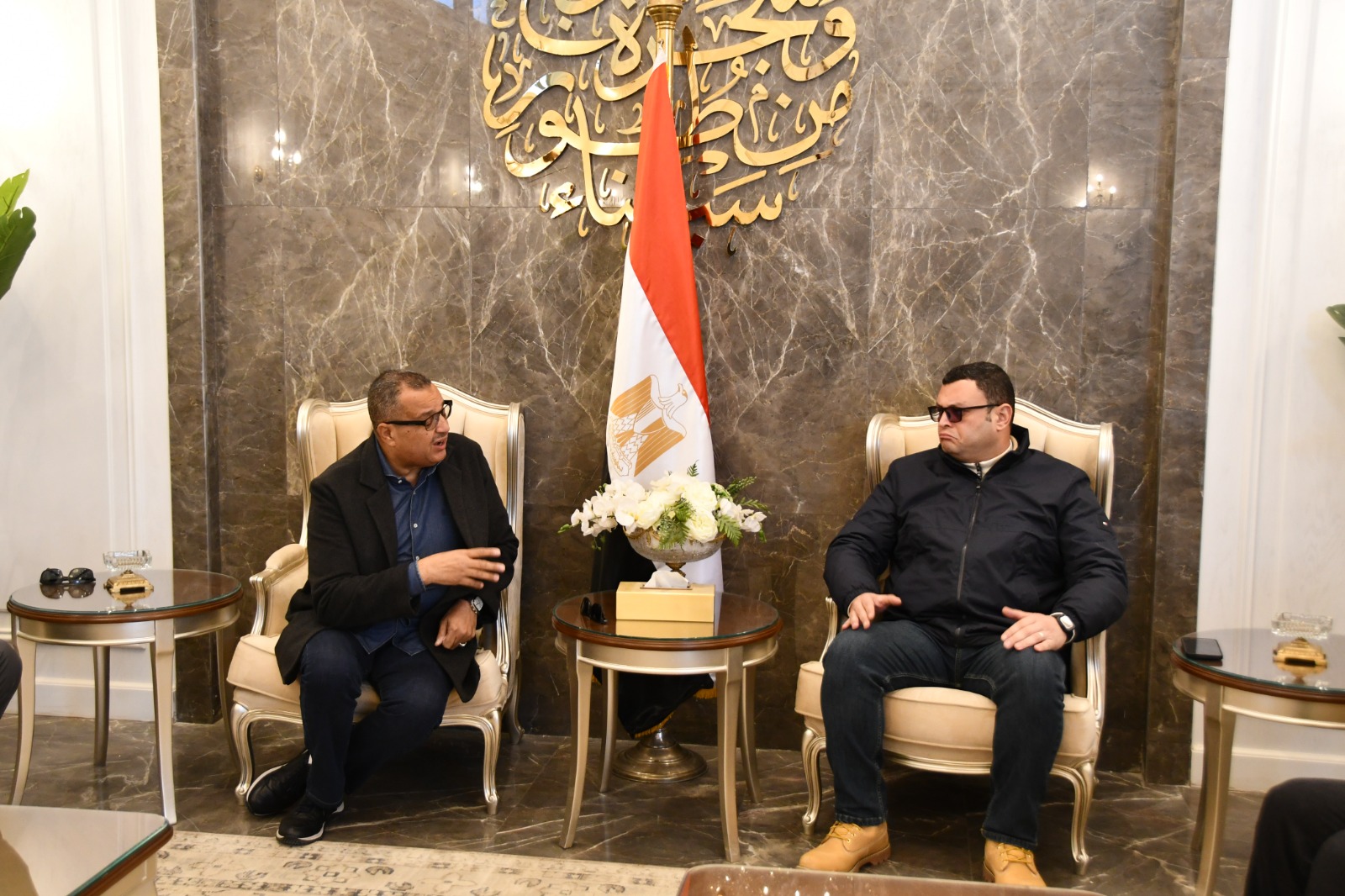 محافظ جنوب سيناء يستقبل وزير الاسكان والمرافق والمجتمعات العمرانية بمدينة سانت كاترين لمتابعة مشروع التجلي الأعظم