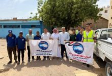 حزب مستقبل وطن يوزع مواد غذائية علي عمال النظافة