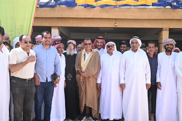  محافظ جنوب سيناء يجتمع بمشايخ وعواقل وبدو رأس سدرويُوجّه الشكر للرئيس السيسي ورئيس الوزراء ويُهنئهما بالعام الهجري الجديد وذكرى 30 يونيوويؤكد أهمية الالتزام بالقانون وتقنين الأوضاع والاستفادة من قانون التصالح